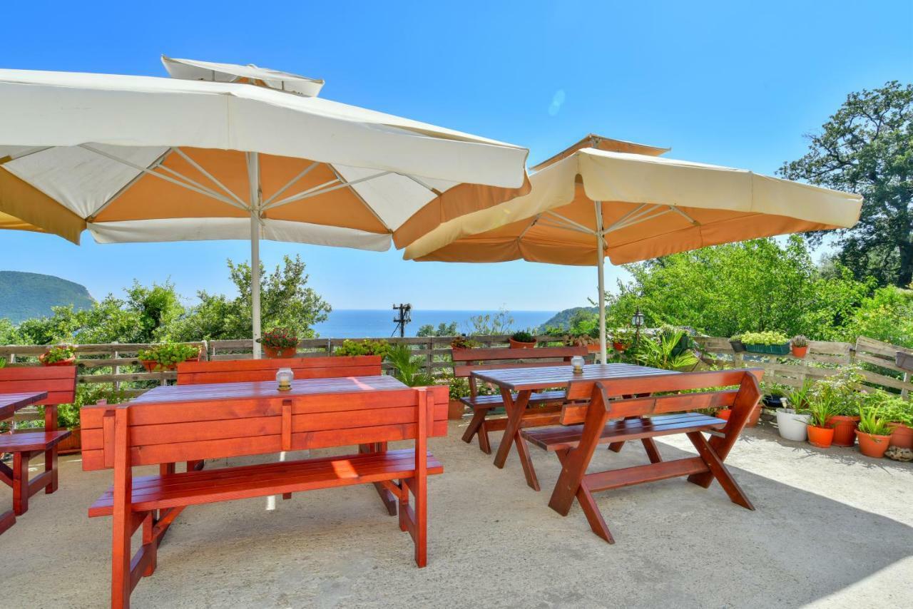 Pataki Guesthouse Petrovac Exteriér fotografie